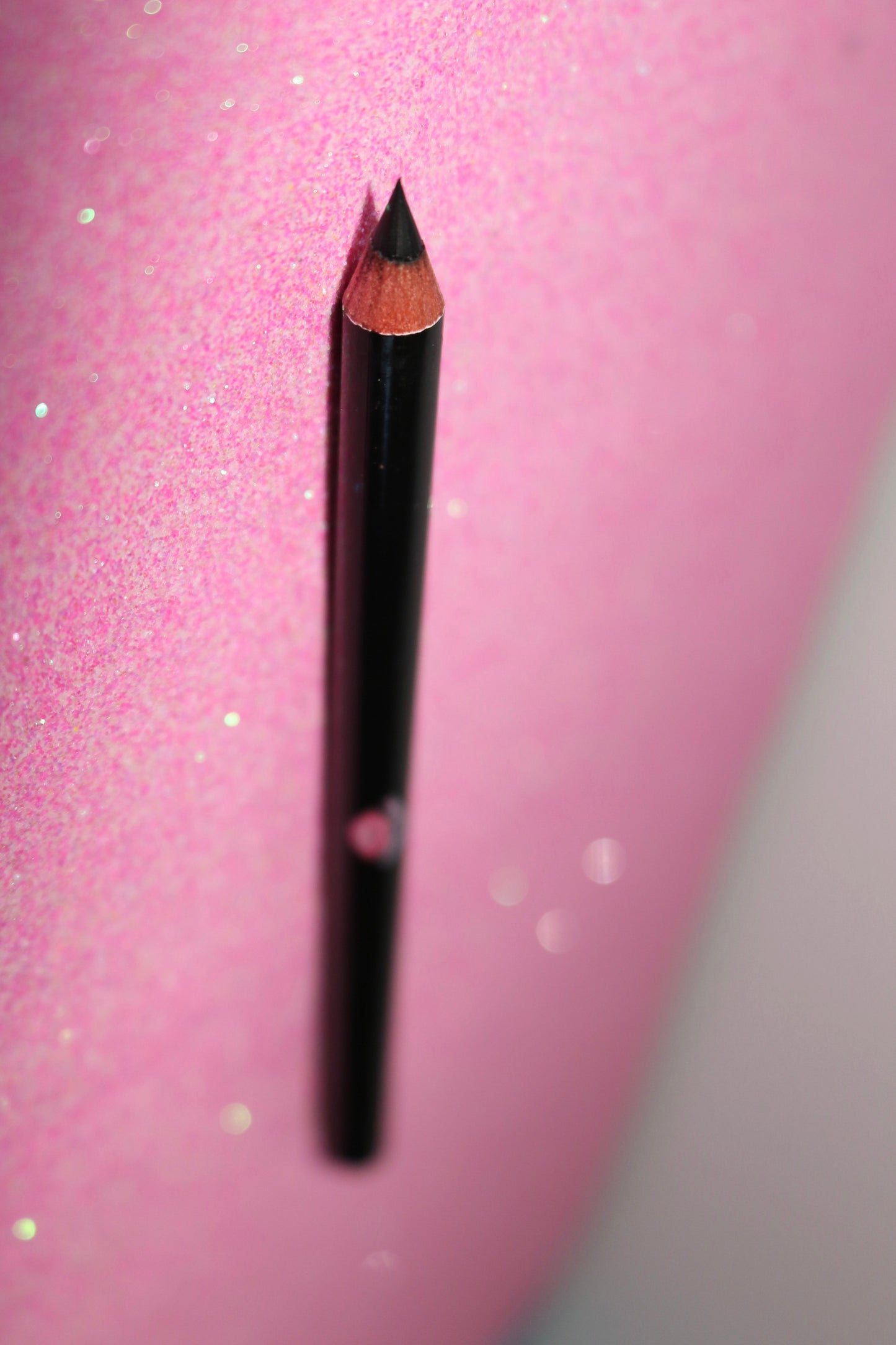 Black Widow Lip Liner